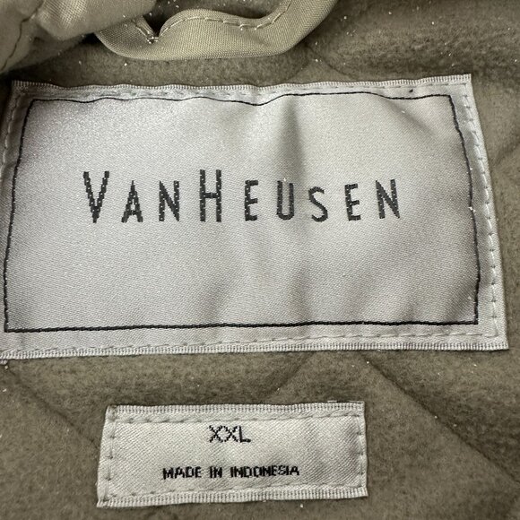 Van Heusen Quilted Vest XXL Womens Khaki 100% Polyester Made In Indonesia - Picture 3 of 5